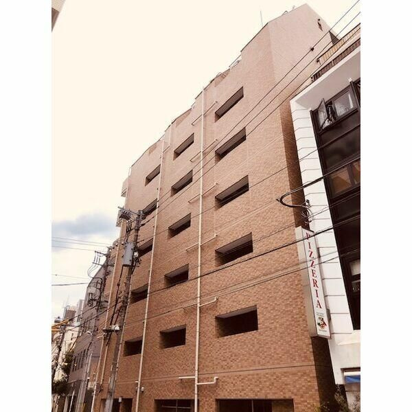 スカイコート文京湯島の外観