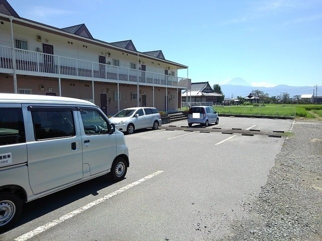【駐車場】 | サンビレッジジュリア