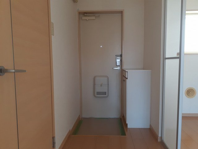 【玄関】 | サンビレッジジュリア