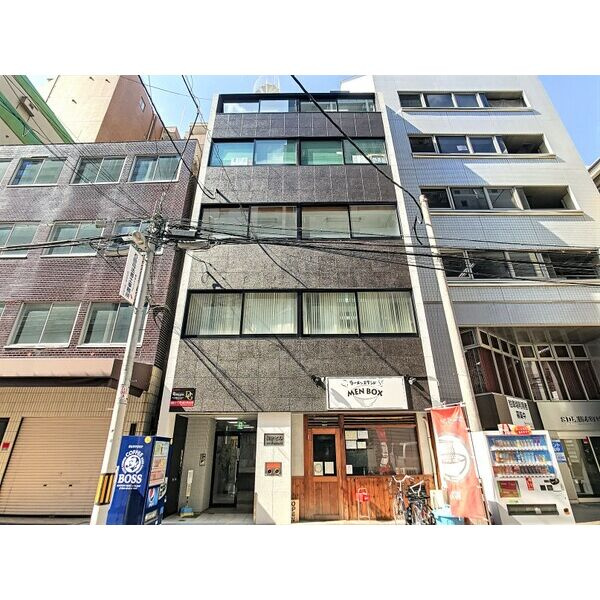 大阪市中央区久太郎町１丁目の店舗事務所