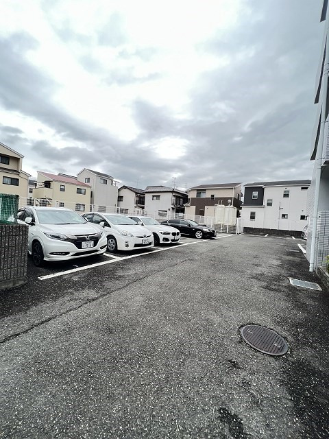 グランエクセル武庫の駐車場