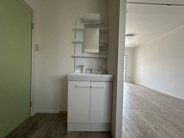 マンション岡の洗面所|洗面所です