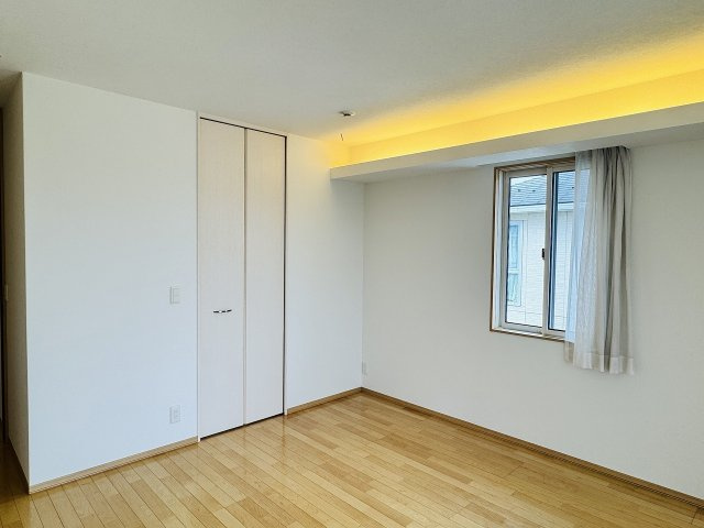 八王子市　堀之内　中古戸建て（5LDK）の収納|～ウォークインクローゼットでお荷物がスッキリ収まります～