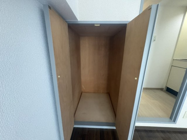 プチハイツ服部の収納