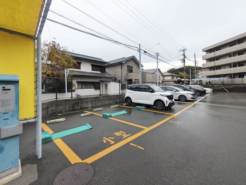 アメニティライフ小笹の駐車場