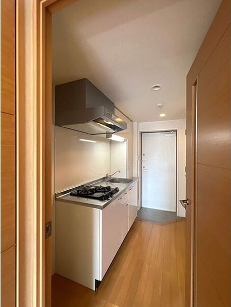 COZY APARTMENT YADAの玄関