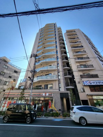 プライムメゾン入谷の外観