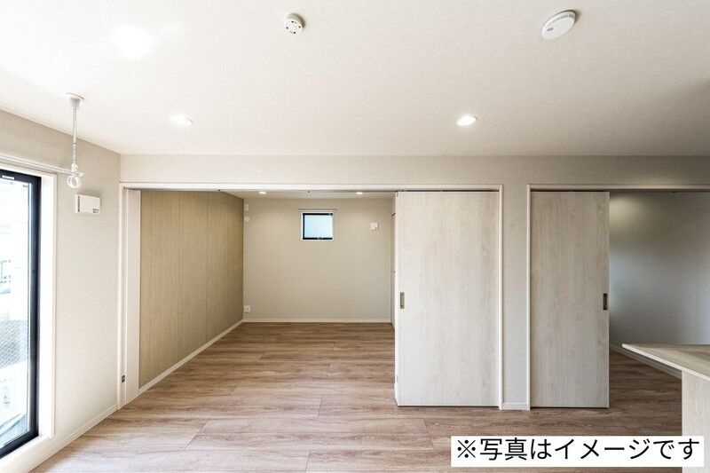 robot home 一之江(ロボットホーム イチノエ)の居間・リビング