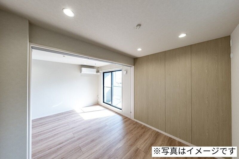 robot home 一之江(ロボットホーム イチノエ)の居間・リビング