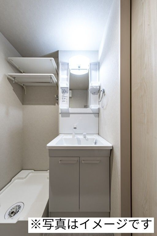 robot home 一之江(ロボットホーム イチノエ)の洗面所