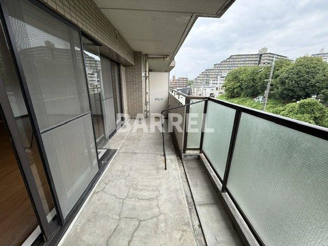 クローバーメゾン東桃山台のバルコニー