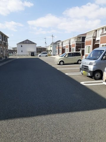 フローラルトラスト　Ｃの駐車場