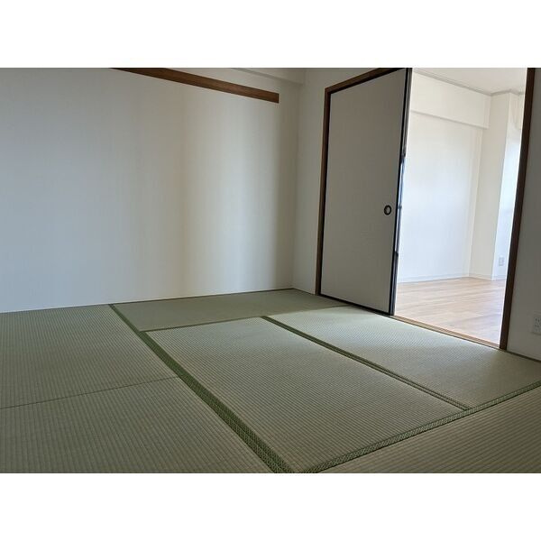 アーバン滝子の和室