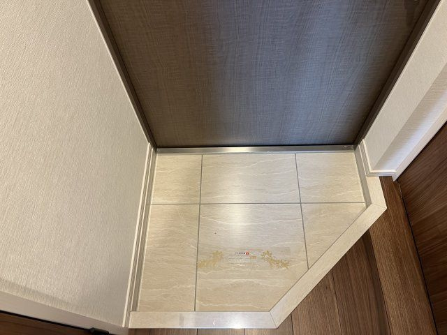 グラシアプレイス東陽町の玄関