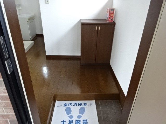 【玄関】カサビエント弐番館