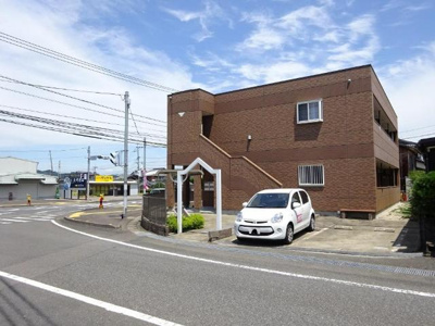 【外観】 | ピュアフォースせいら | 外観写真（昼）