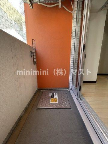 ゼウス難波CUBEのバルコニー