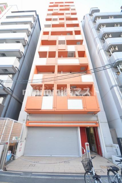 ゼウス難波CUBEの外観
