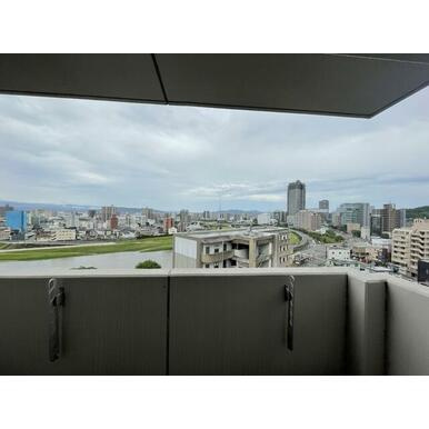 プレシャスの展望