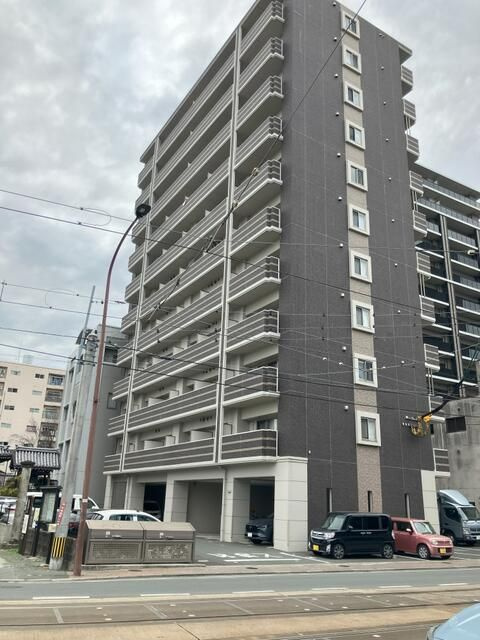 プレシャスの外観