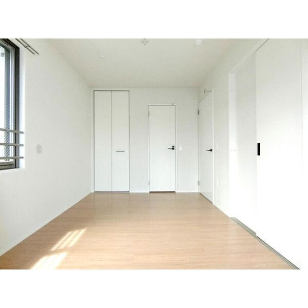 アミューザン鳥栖宿町の寝室|クローゼット付の洋室です☆