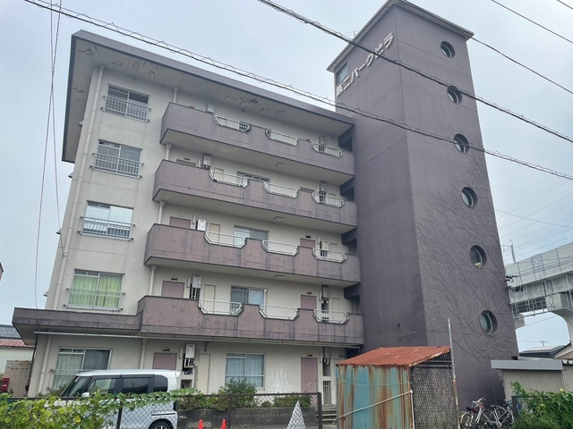 第2パークビラの外観