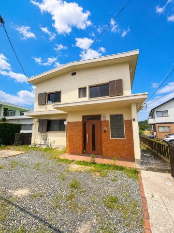 水回りリフォーム済み！土地121坪・シャッター付き倉庫のある中古住宅