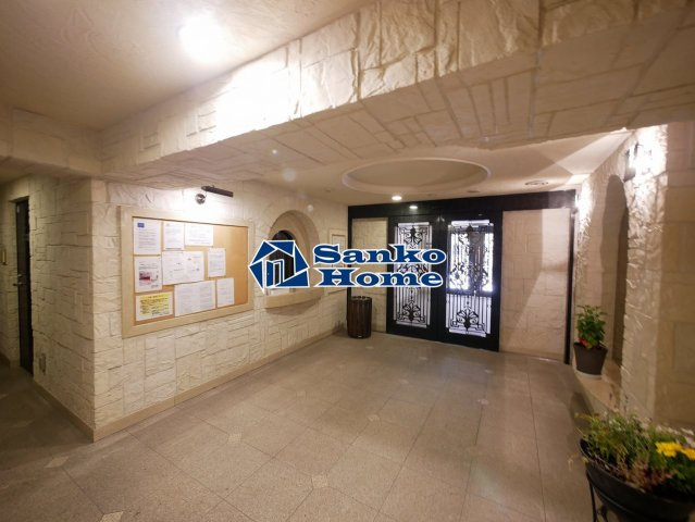 アヴァンティーク銀座2丁目のロビー