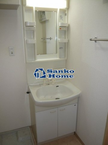 アヴァンティーク銀座2丁目の独立洗面台