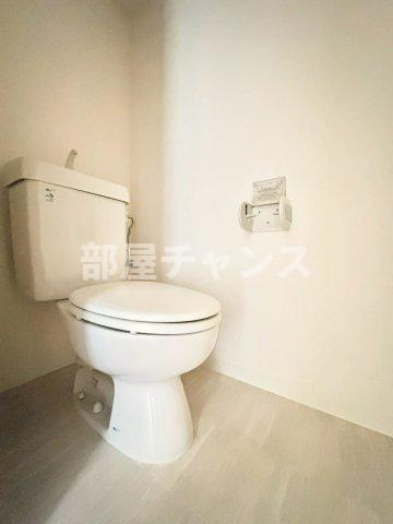 秀明館のトイレ