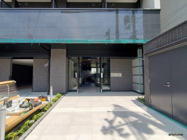 レシオスなんばVOGUE 仲介手数料無料のエントランス