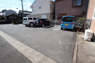 【駐車場】 | フローラ