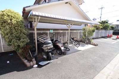 【その他共用部分】 | フローラ | 駐輪場