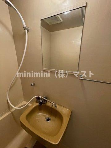 ビバリーヒルズ玉出西の洗面所