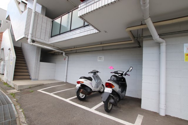 【その他共用部分】 | シンフォニーレジデンス藤沢台 | バイク置場