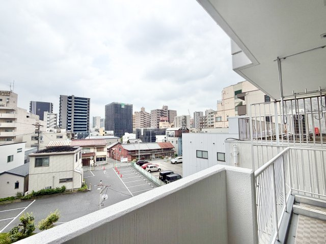 三井東別院ハイツのバルコニー