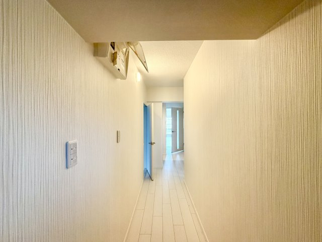 三井東別院ハイツの玄関