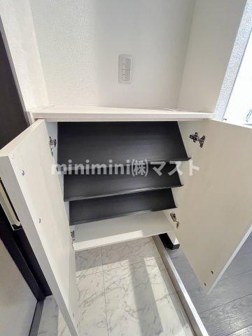 フォーリアライズ難波南ファーロの収納