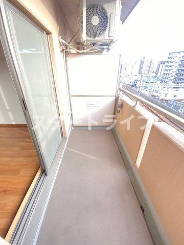 豊中市三国１丁目の賃貸マンションのバルコニー