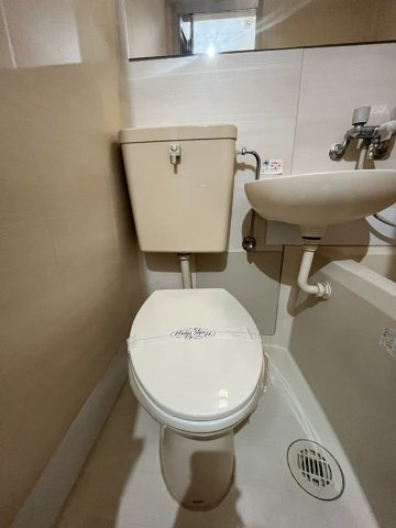 ハピネス上六のトイレ|別室参考写真