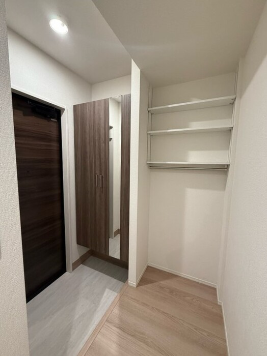 Ｄ－ＲＯＯＭ高須２丁目　A棟の玄関