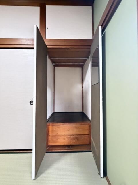 篠崎町七丁目戸建の収納