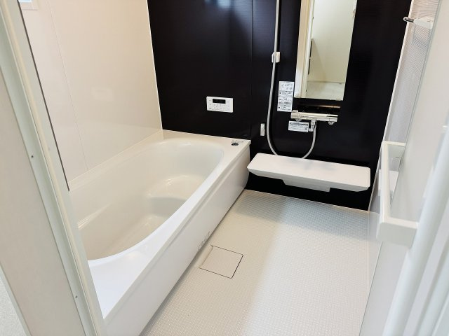 八王子市　楢原町　新築一戸建て　２期の浴室|～のびのびくつろげるバスルーム　１日の締めくくりに癒やしのバスタイムを～