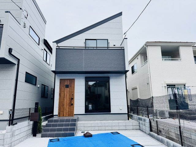 八王子市　楢原町　新築一戸建て　２期の外観|～控除や減税で安心の長期優良住宅　並列2台駐車可能　省エネ性能認定～