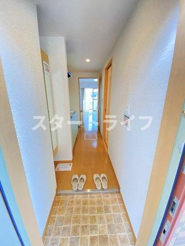 大阪市淀川区西宮原１丁目の賃貸マンションの玄関