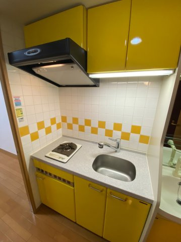 プレサンス新栄リミックス　名古屋市賃貸　仲介手数料無料のキッチン