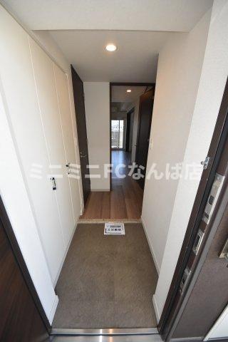 プレサンス京町堀ノースの玄関