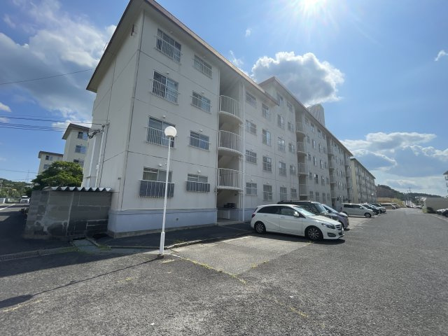 すずらん台コートの外観