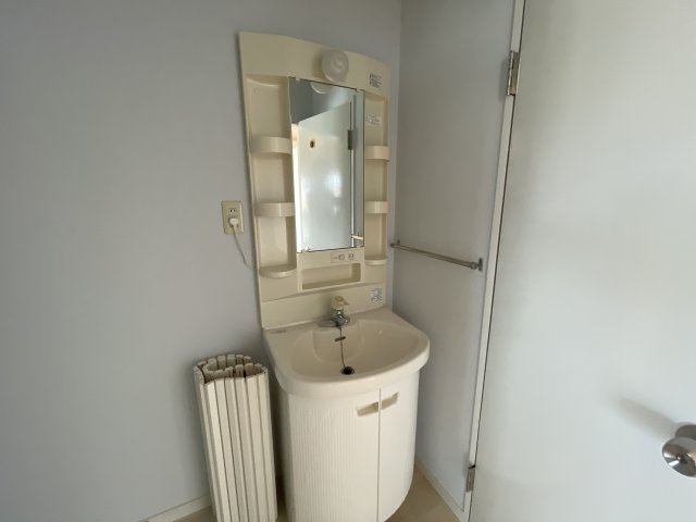 すずらん台コートの洗面所