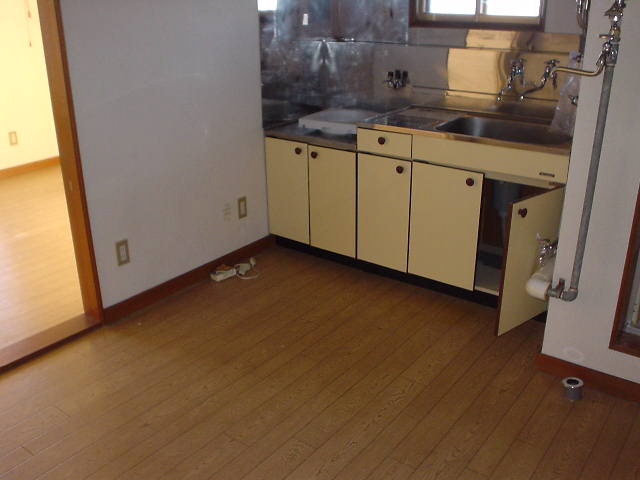 恒川マンションの設備|居間